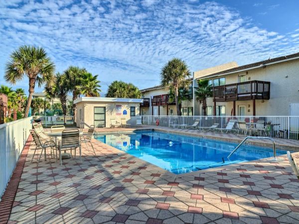 Pensacola Beach Home 989565