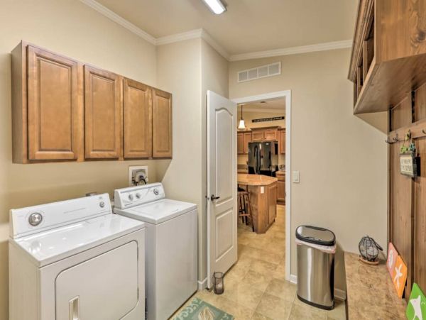 Other Cities  Florida Home 989567