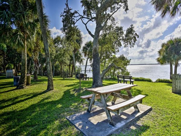 Cocoa Beach Home 989568