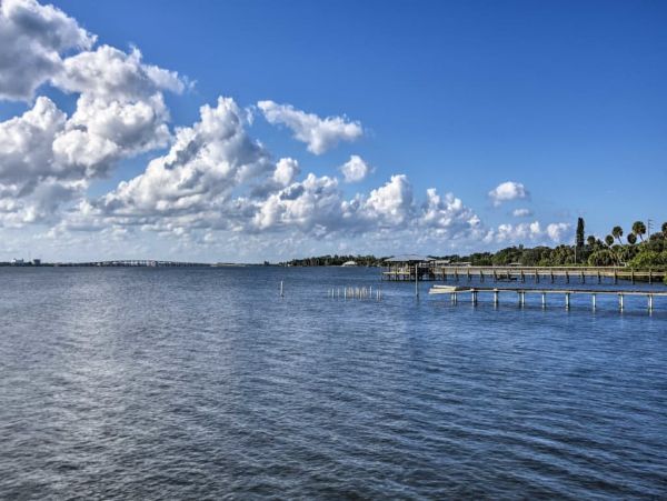 Cocoa Beach Home 989568