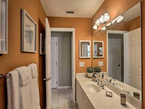 Fort Myers Home 989581