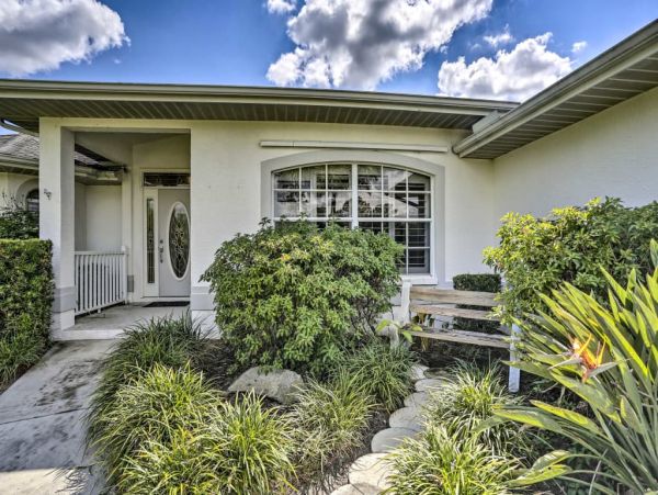 Fort Myers Home 989581