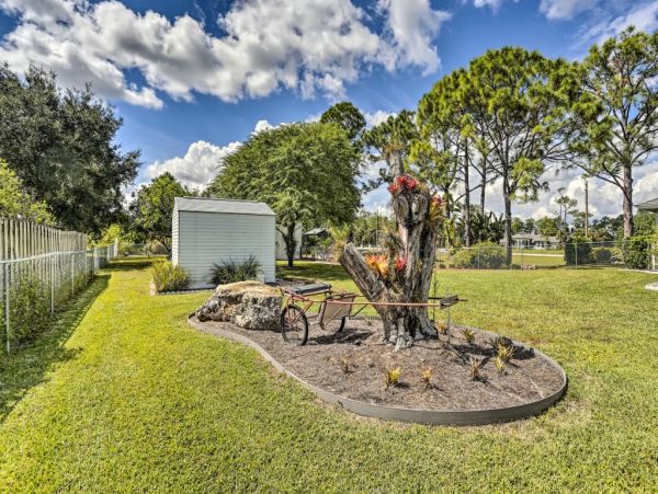 Fort Myers Home 989581