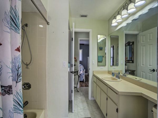 Cape Coral Home 989588