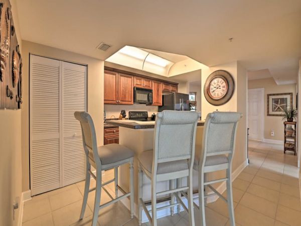 Daytona Beach Home 989590
