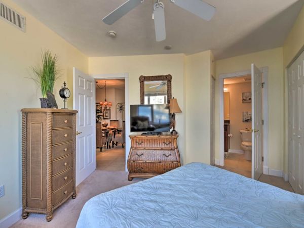 Daytona Beach Home 989590