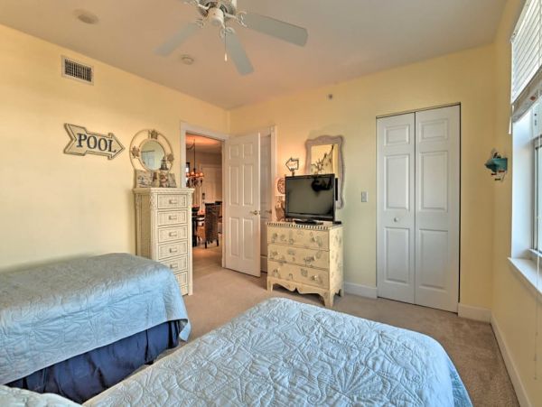 Daytona Beach Home 989590