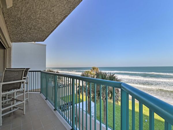 Daytona Beach Home 989590