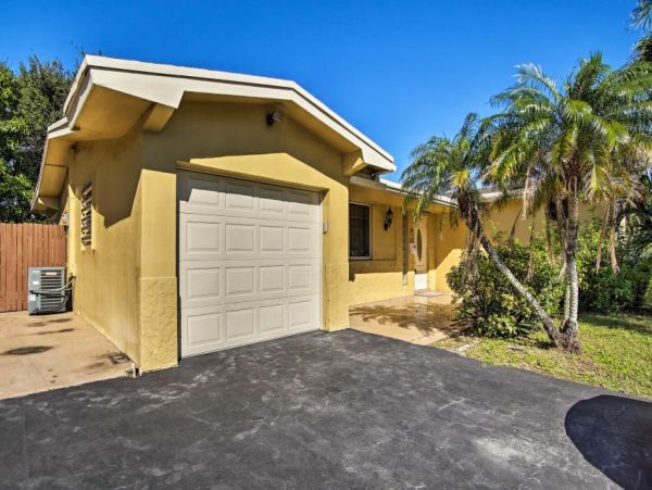 Hollywood Home 989595