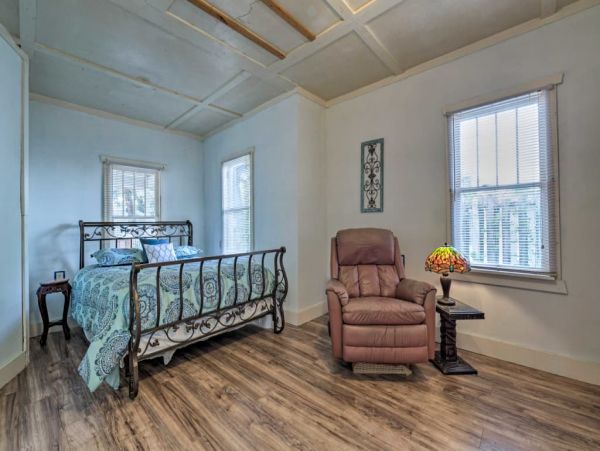 Other Cities  Florida Home 989596