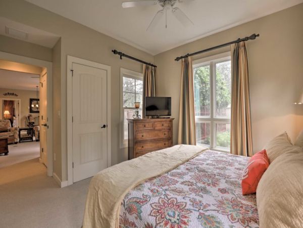 St. Augustine Home 989597