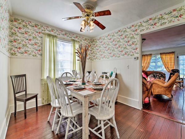 Daytona Beach Home 989601