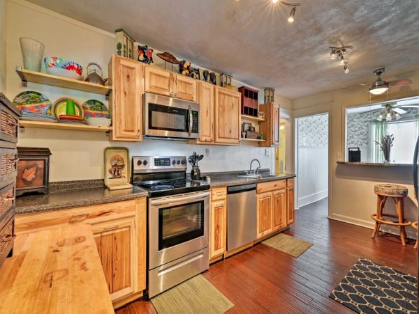 Daytona Beach Home 989601