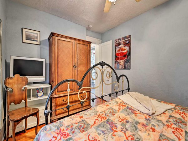 Daytona Beach Home 989601