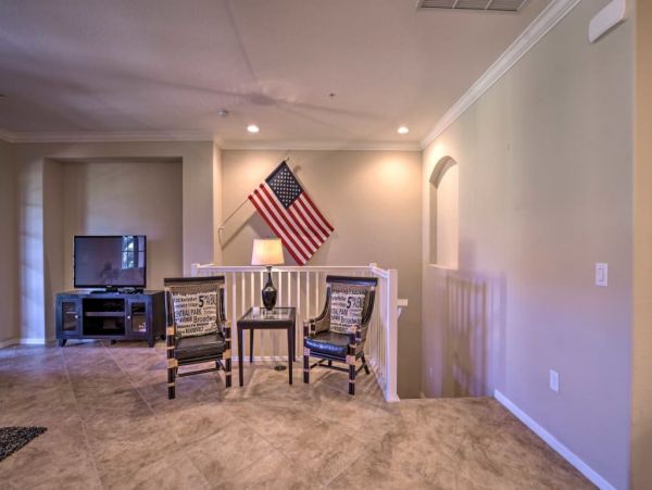 Naples Home 989602