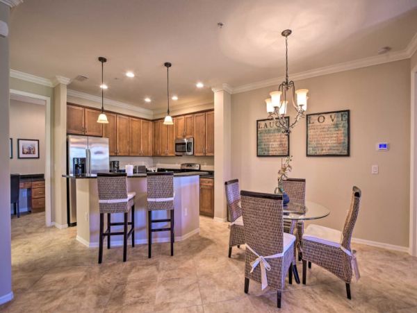 Naples Home 989602