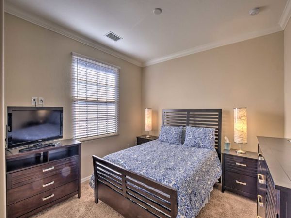 Naples Home 989602