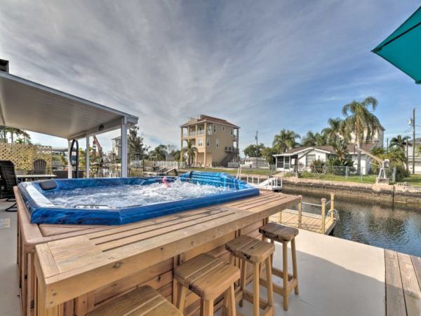 Tampa Home 989604