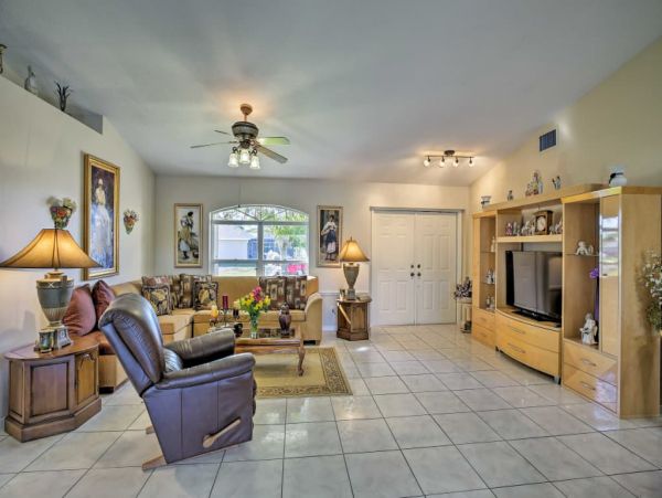 Charming Cape Coral Vacation Rental with 3 Bedrooms