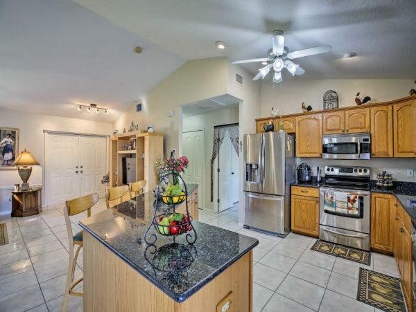 Charming Cape Coral Vacation Rental with 3 Bedrooms