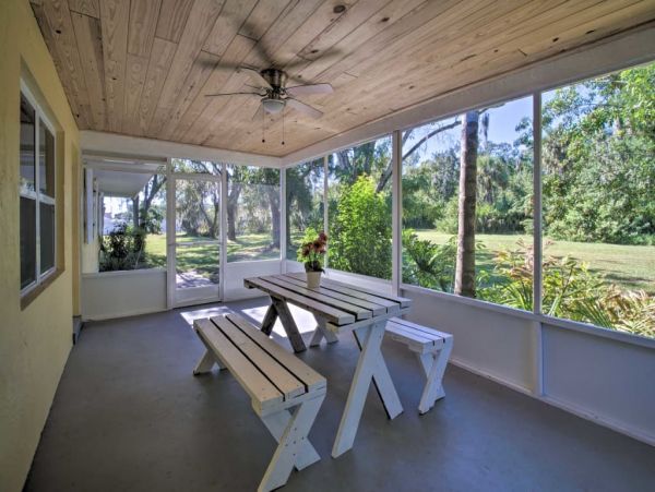 Cocoa Beach Home 989607