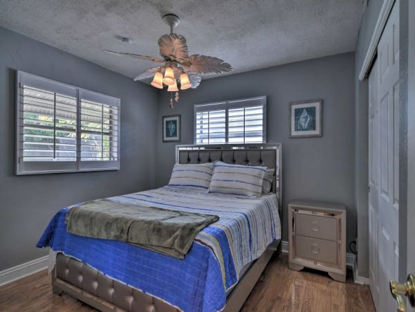 St. Petersburg Home 989608