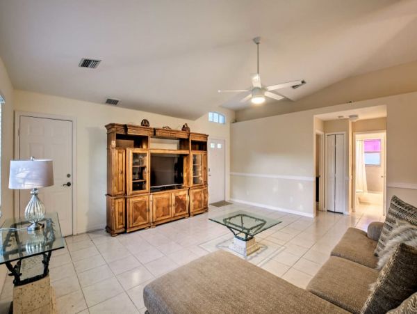 Naples Home 989615
