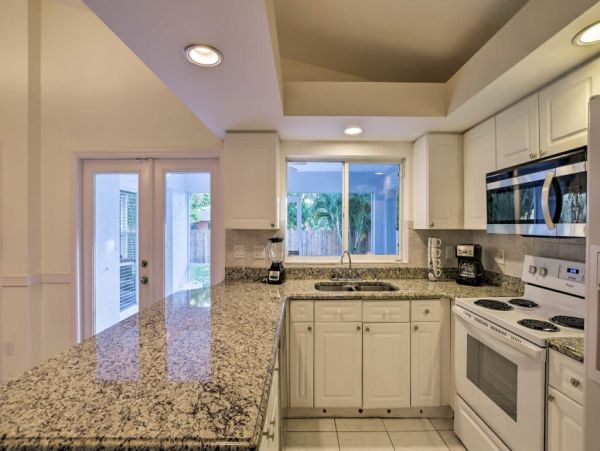 Naples Home 989615