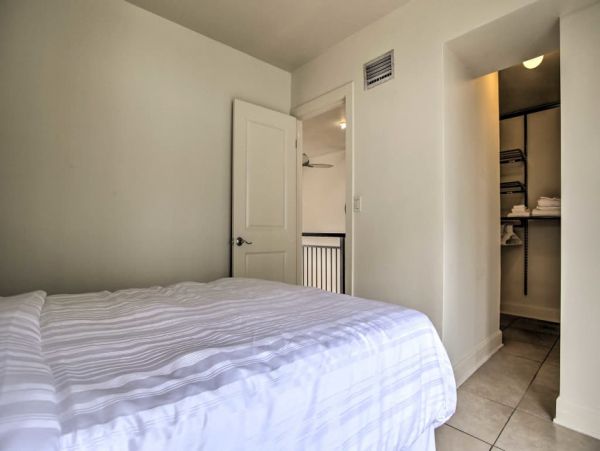 Miami Beach Home 989625