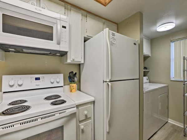 Cocoa Beach Home 989626
