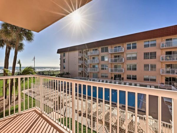 Cocoa Beach Home 989627