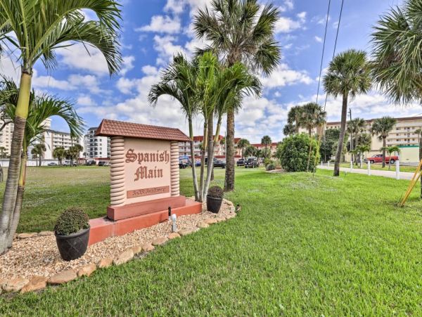 Cocoa Beach Home 989627