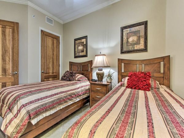 Pensacola Beach Home 989631