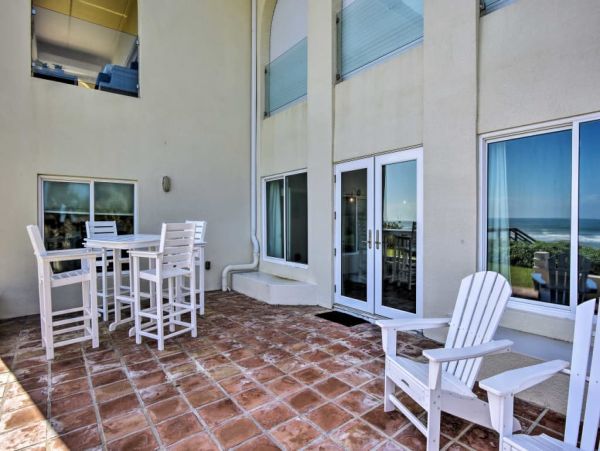 Cocoa Beach Home 989636
