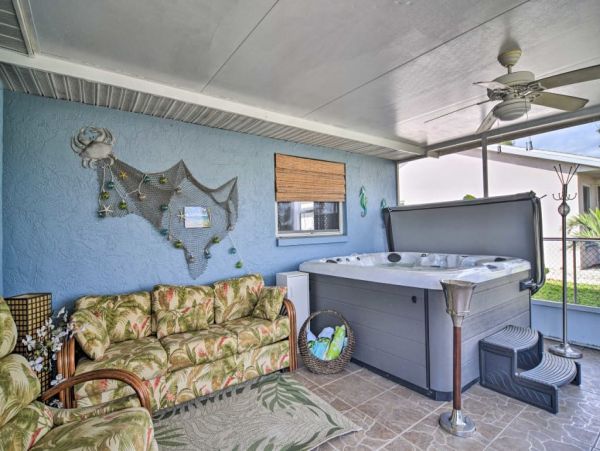 St. Petersburg Home 989637