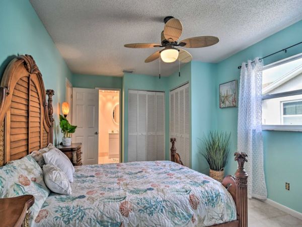St. Petersburg Home 989637