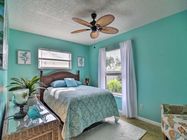 St. Petersburg Home 989637