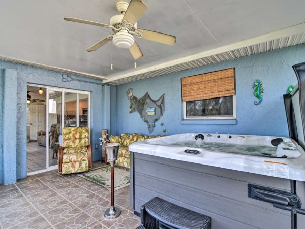 St. Petersburg Home 989637
