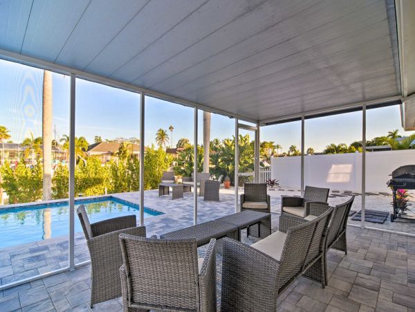 Bradenton Canal Front Luxury Vacation Rental