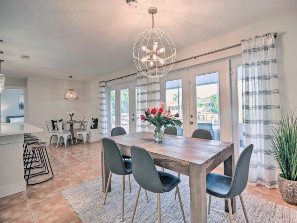 Bradenton Canal Front Luxury Vacation Rental