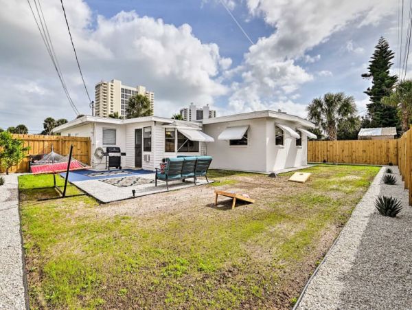 Daytona Beach Home 989654