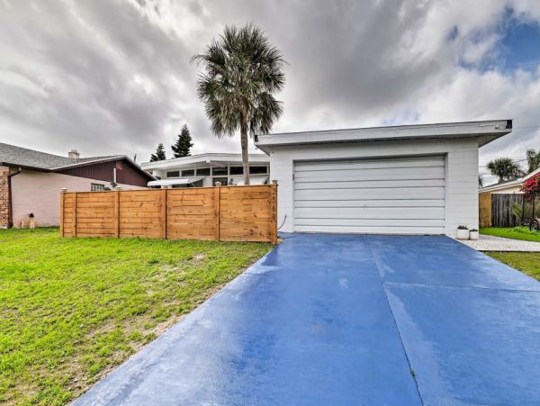 Daytona Beach Home 989654