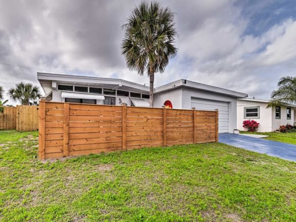Daytona Beach Home 989654