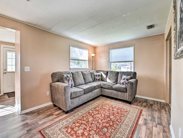 Daytona Beach Home 989661
