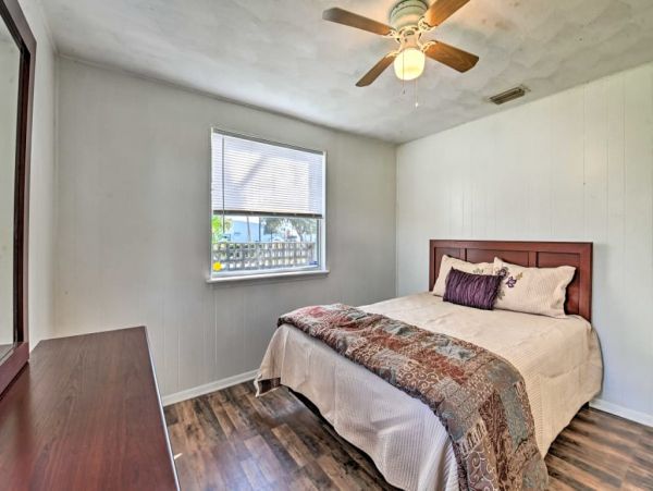 Daytona Beach Home 989661
