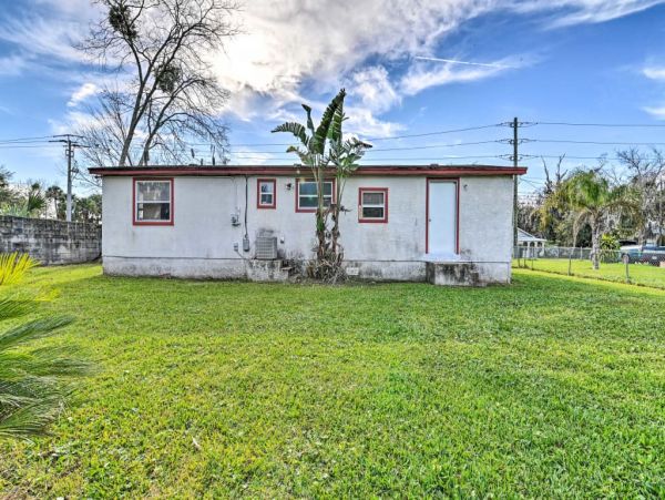 Daytona Beach Home 989661