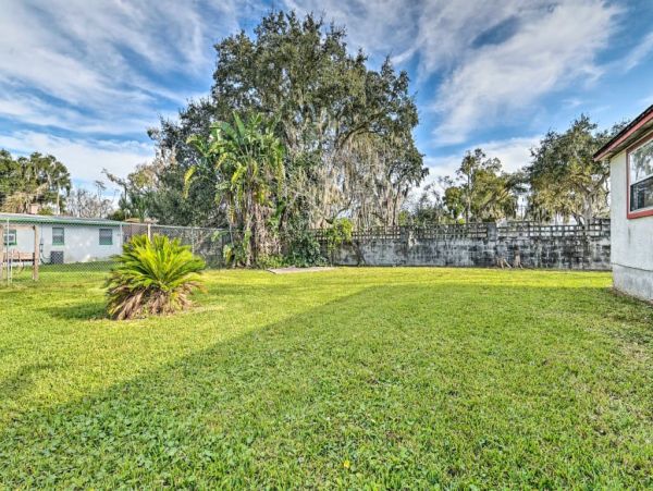 Daytona Beach Home 989661