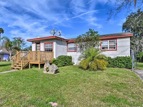 Daytona Beach Home 989661