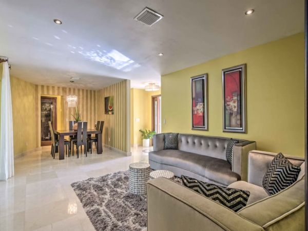 Naples Home 989668