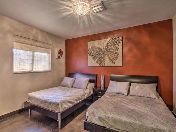 Naples Home 989668